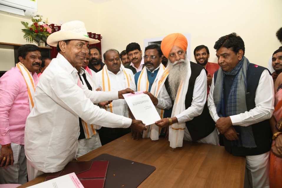 “अबकी बार किसान सरकार” 2024 के लिए चुनावी नारा